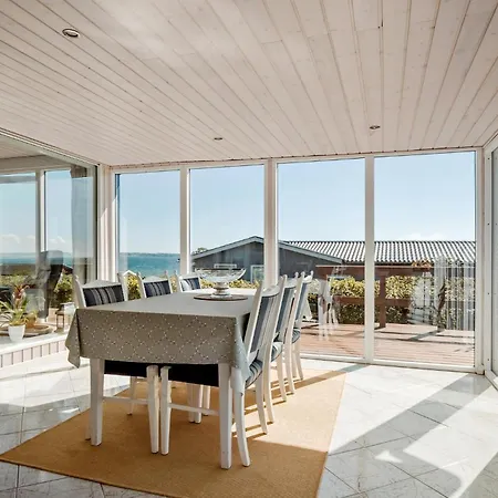 Ebberup With Fireplace 01 Feriehus Ebberup