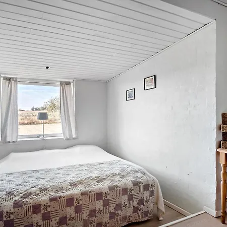 Ebberup With Fireplace 01 *