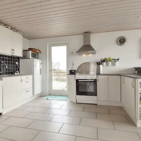 Stunning In Ebberup With Kitchen * Helnæs By