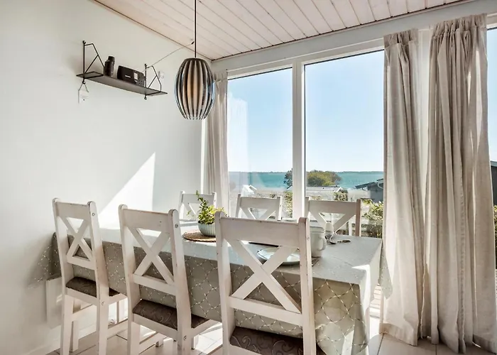 Dom wakacyjny With Fireplace 01