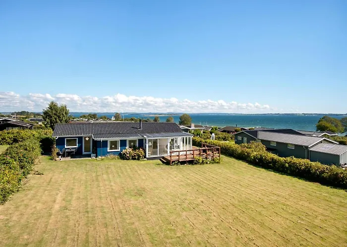 Dom wakacyjny With Fireplace 01 *